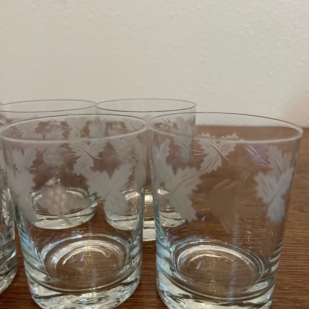 Vintage Etched Grapevine Glass Set – 6 Mid-Century Highball Tumblers – 4.75”